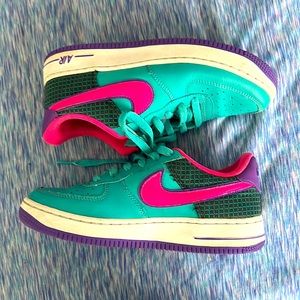 Nike air forces size 5.5 color green pink and purple